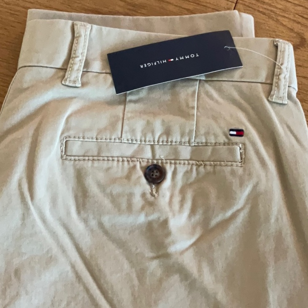 New Tommy Hilfiger Khaki Pants
